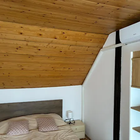 Fehér Ház * Zamárdi