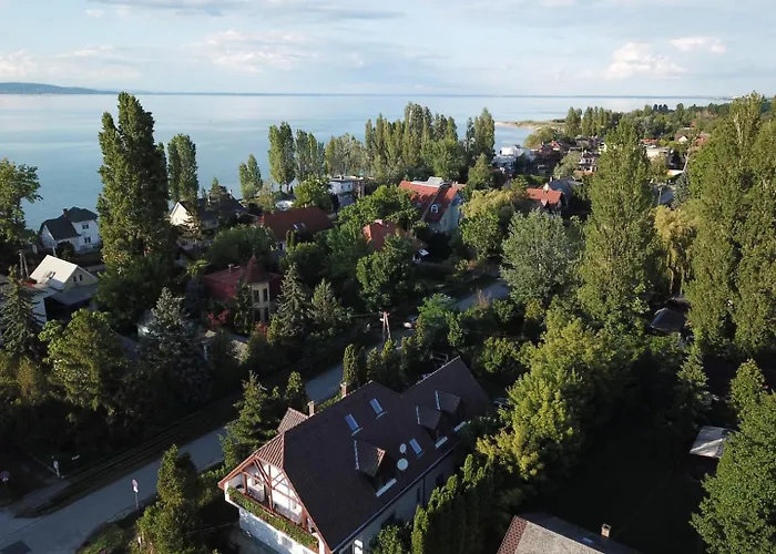 Feher Haz Homestay *