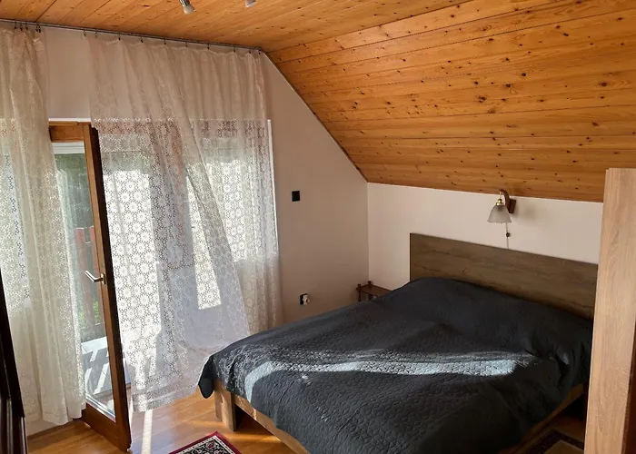 Feher Haz Homestay *