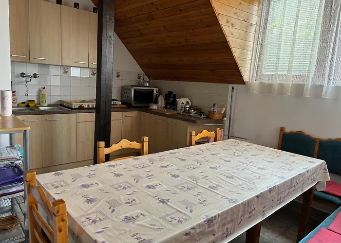 Homestay Feher Haz *